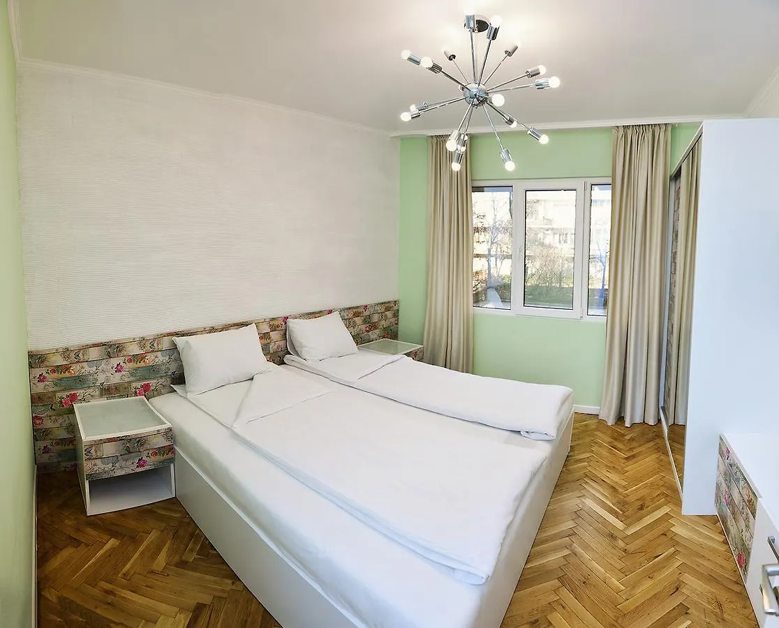 Chaika Apartment Varna