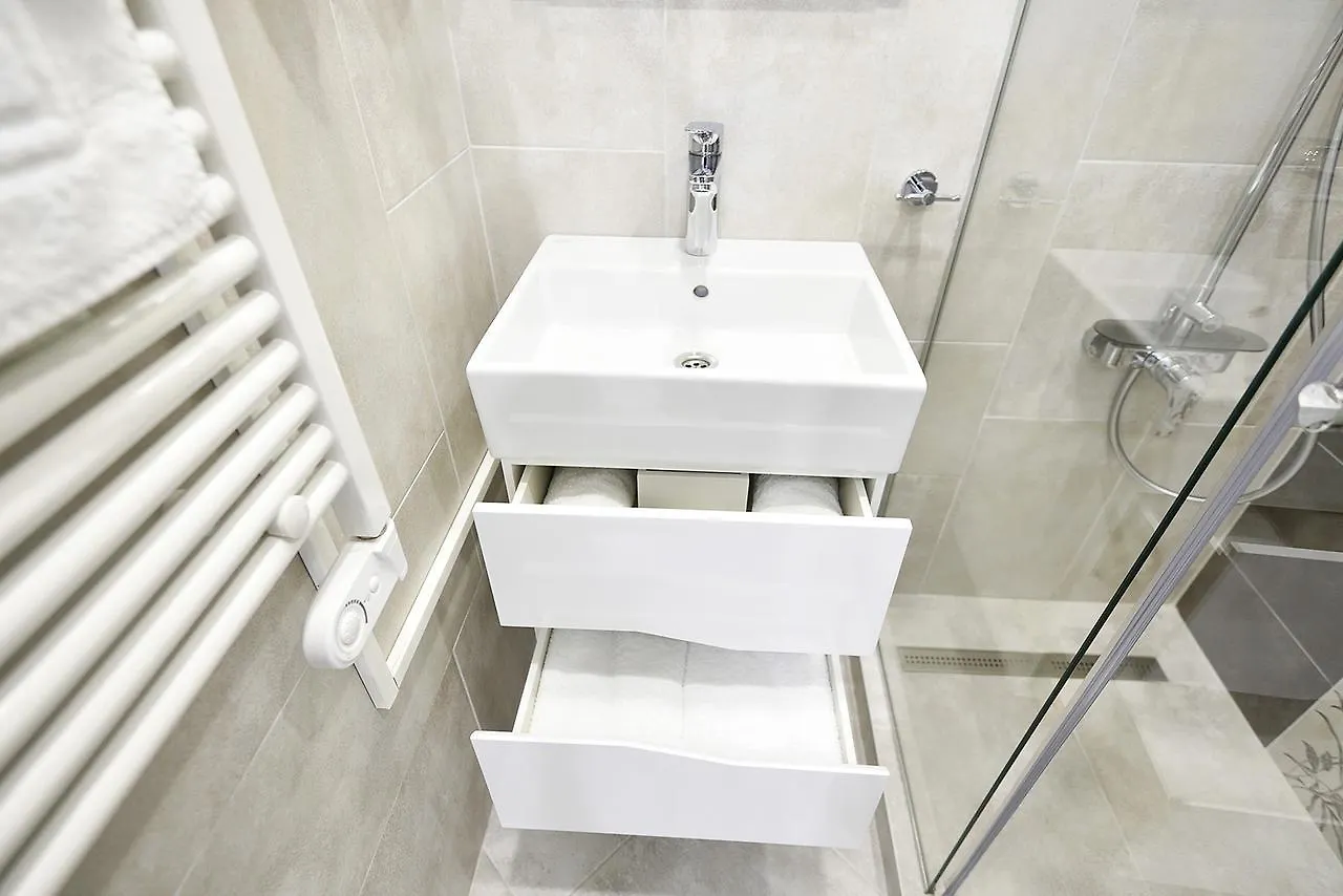 Chaika Apartment Varna